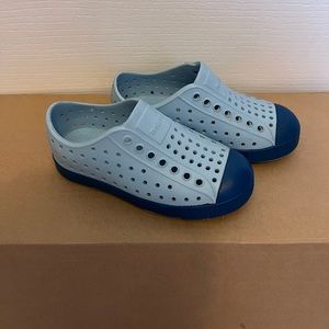 Native shoes boys sandals